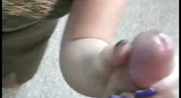 দাড়িওয়ালা লোকটি তার চ্যানেলের জন্য বাংলা সেক্স হট ভিডিও আরেকটি হট ভিডিওর জন্য তার প্রিয়তমাকে ক্লোজ-আপে চাটল।