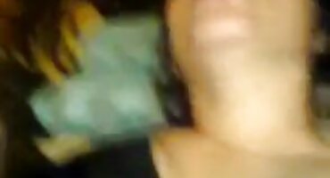 এশিয়ান হট সেক্স ভিডিও মেয়ে একটি সামান্য কামানো ভগ সঙ্গে তার বন্ধু বিমোহিত এবং একটি ফেসিয়াল উপার্জন